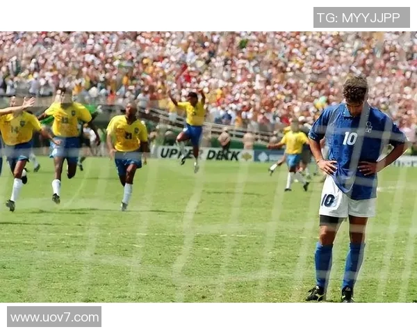 足坛明星大盘点：那些年我们追逐的足球传奇与他们的辉煌瞬间